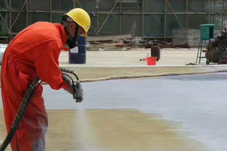 四川彩色路面喷涂是一种为路面